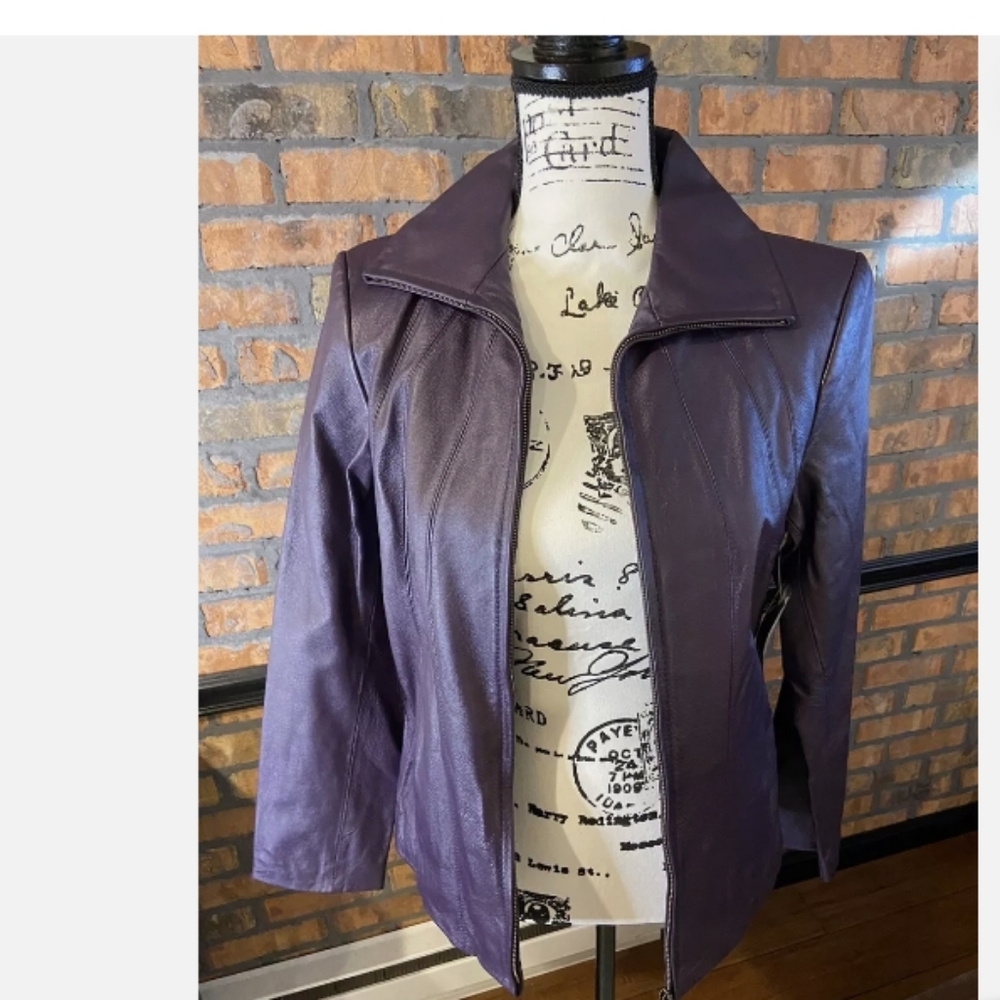 EAST 5TH AVENUE LEATHER JACKET PLUM SIZE SMALL